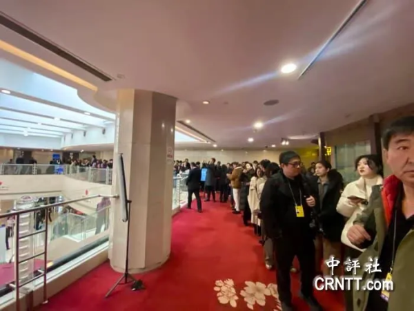 王毅的话，CNN听懂了——“中国与美国形成鲜明对比”