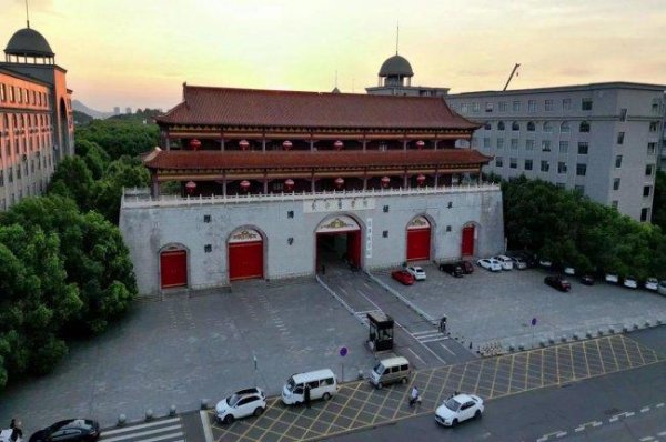 妙解氨代谢，唱响生命歌——长沙医学院学子在第九届“金斯瑞杯”中国大学生生化歌曲大赛中荣获三等奖