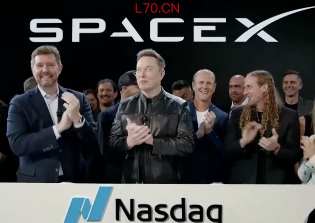 SpaceX在纳斯达克敲钟上市 马斯克远程参与