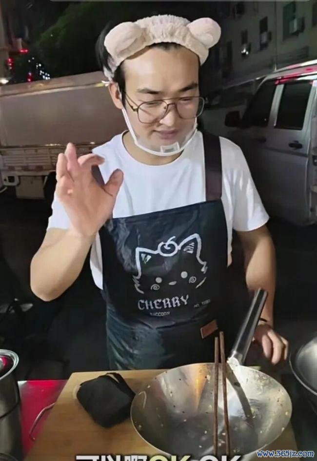 AI冲击短剧行业 “戏王”也扛不住了 真人演员改行卖菜
