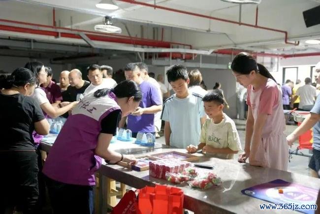 带薪陪娃 “这才是最好的招工简章” 暖心举措稳接“小候鸟”